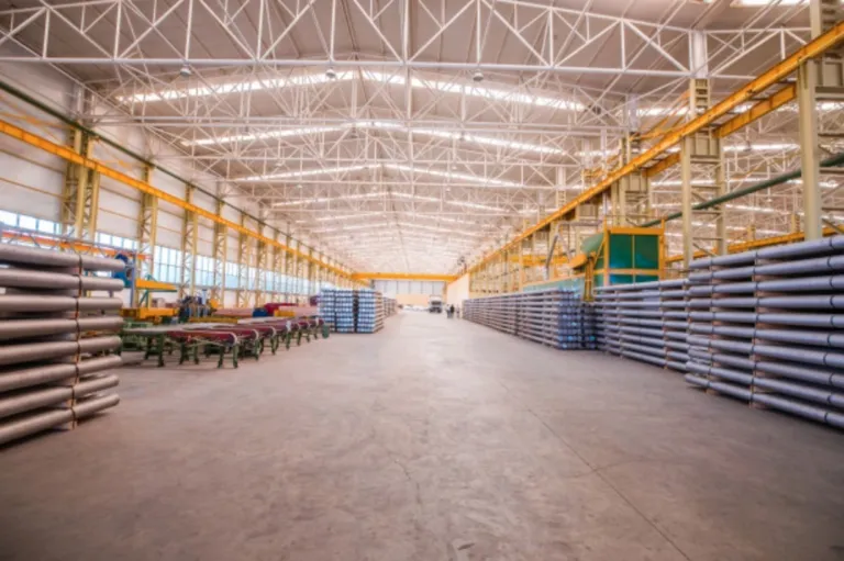 El desarrollo de naves industriales de última milla aumento por el e-commerce, asegura Hassan Mansur.