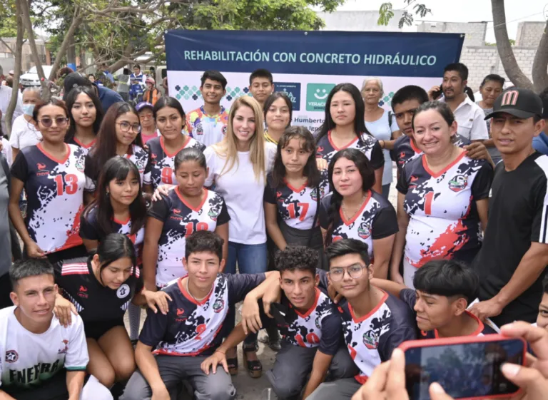 Patricia Lobeira continúa con el Plan de Obras del Ayuntamiento de Veracruz.