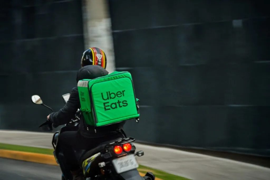Anormalidad en Uber Eats y sus servicios