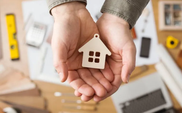 Difícil para migrantes conseguir una vivienda