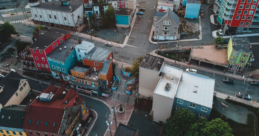 El 2025 cerrará con alza en los precios de diferentes casas, señaló el especialista en construcción y vivienda, José Reynoso González.