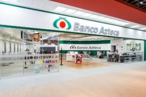 Banco Azteca conmemora el Día del Adulto Mayor con servicios inclusivos